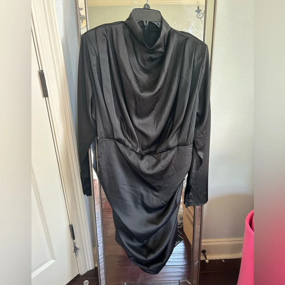 Black Ruffle Back Dress - Picture 3 of 4